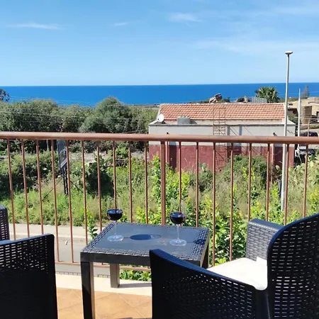 Casa Delle Camelie דירה *