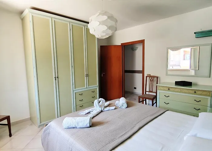 Casa Delle Camelie *